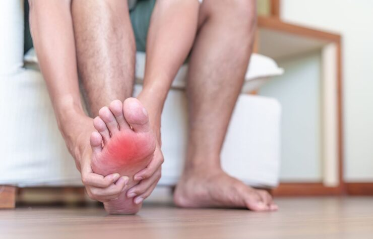 What Causes Heel Pain in the Morning After Waking Up